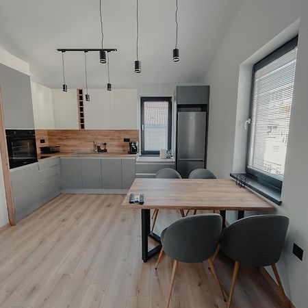 Ferienwohnung Hugo Warna Exterior foto