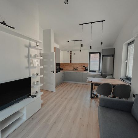 Ferienwohnung Hugo Warna Exterior foto