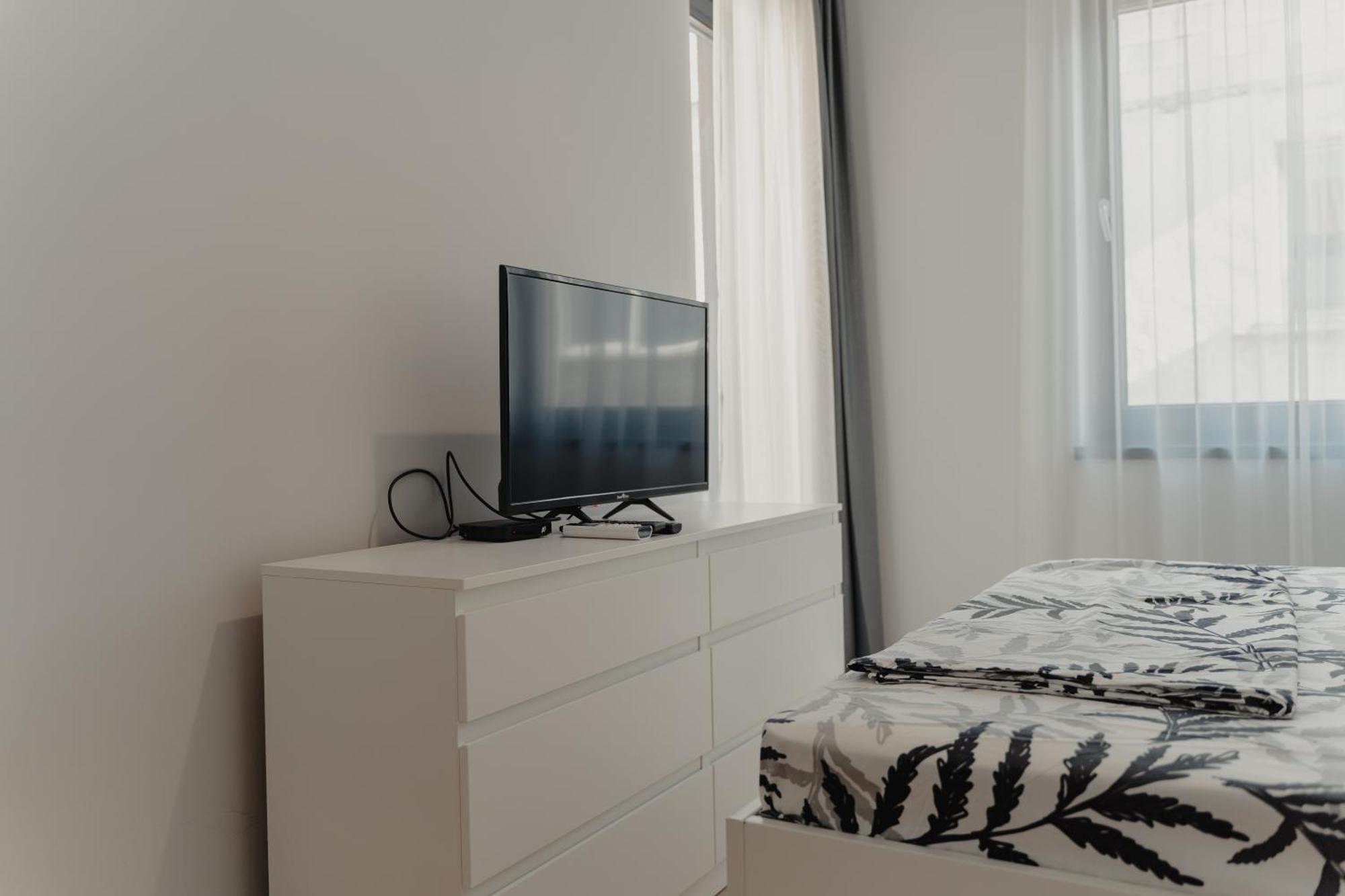 Ferienwohnung Hugo Warna Exterior foto